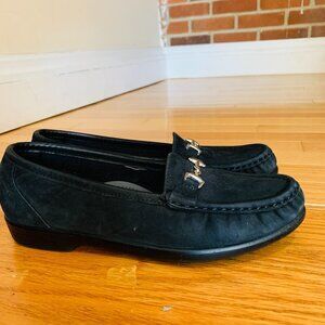 SAS Simplify Slip On Loafer  Size 6.5 M